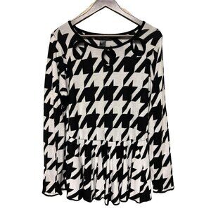 Ashley Stewart Black White Large Houndstooth Print Swing Top Women's 18 20